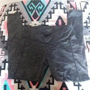 Woman's Danskin Leggings Size-M